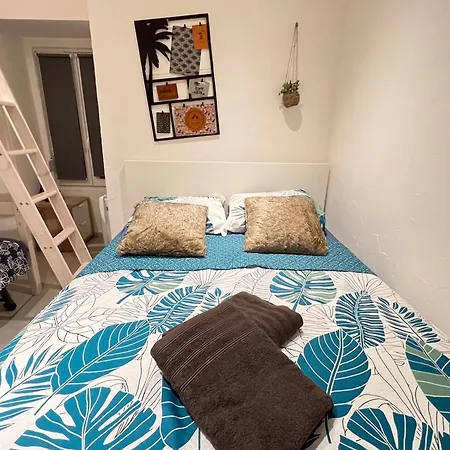 Le Briotin Moderne Plein Pied Un-sejour-a-part דירה